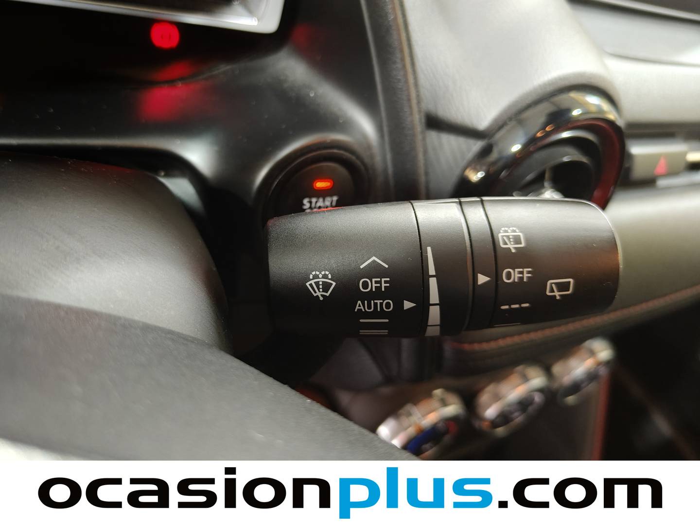 Extras y acabados del Mazda CX-3 Mazda CX-3 2.0 SKYACTIV GE Luxury 2WD (120 CV)