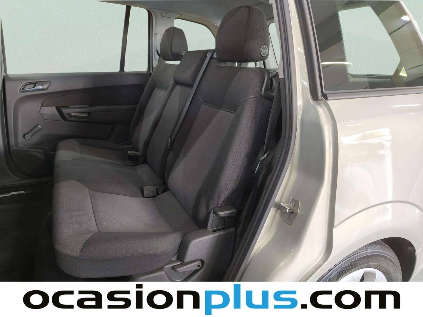 Foto asientos traseros Opel Zafira Opel Zafira 1.8 16v Enjoy Easytronic (140 CV) 7 Plazas