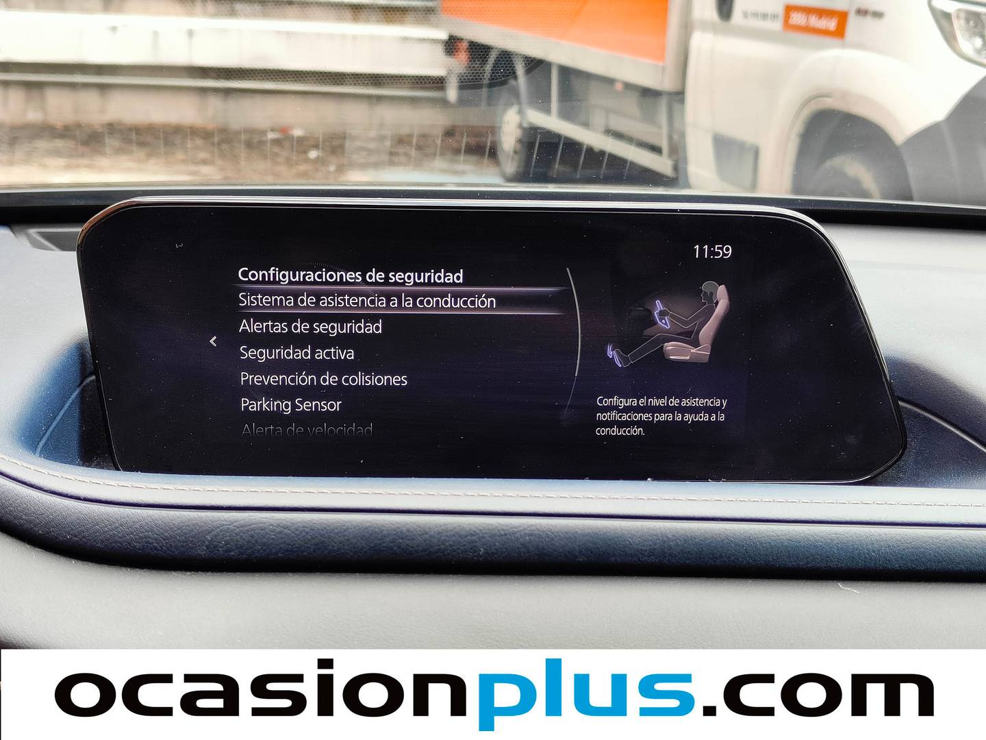 Foto Mazda CX-30 Mazda CX-30 2.0 Skyactiv-X Zenith (186 CV)