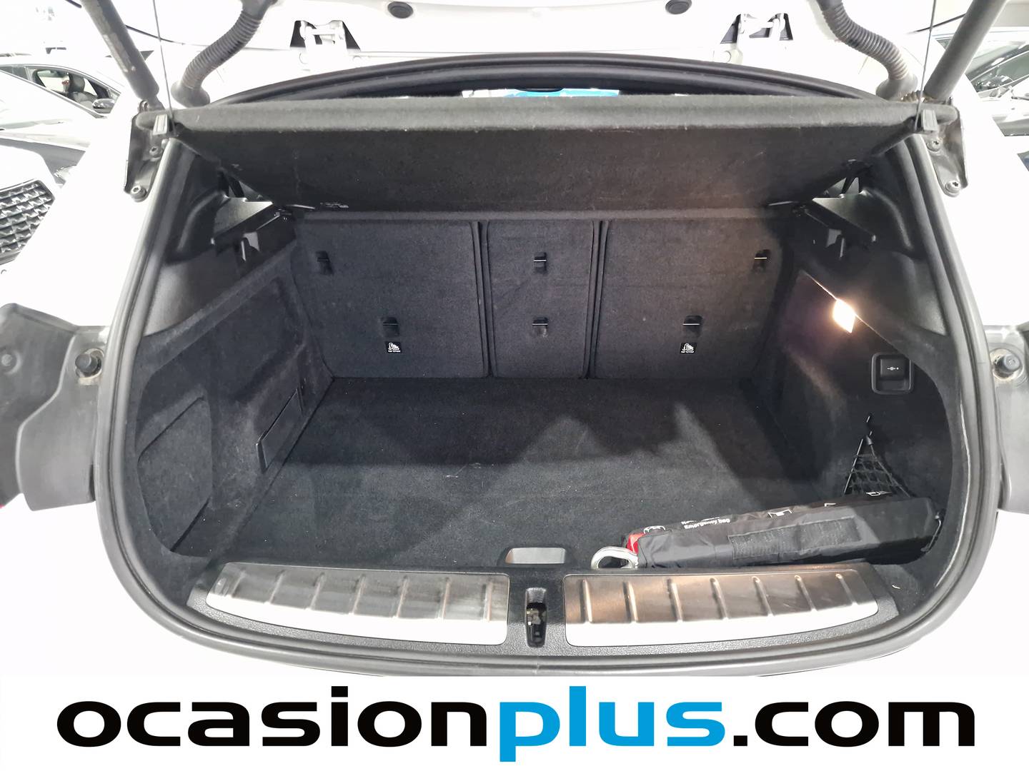 Fotos maletero BMW X2 BMW X2 sDrive18d (150 CV) Pack M