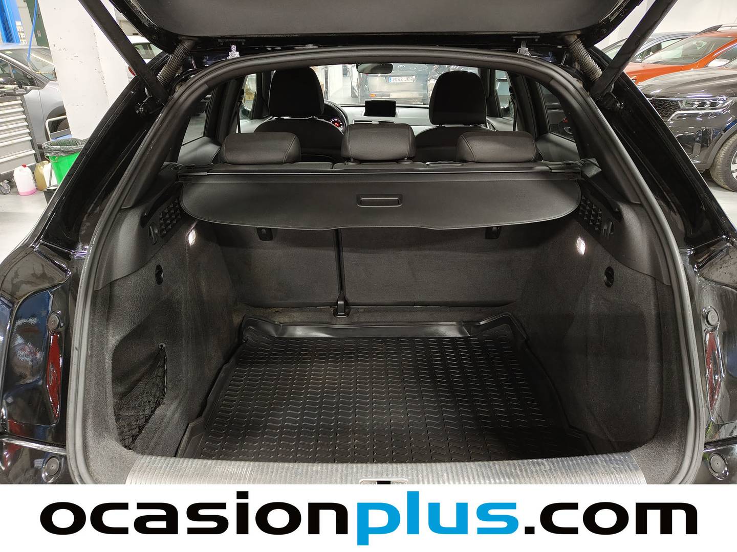 Foto Audi Q3 Audi Q3 design edition 2.0 TDI (150 CV)