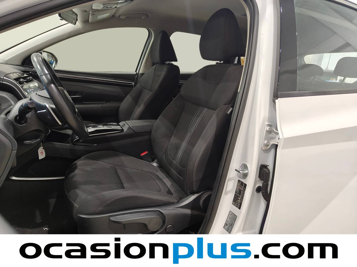 Foto asientos delanteros Hyundai Tucson Hyundai Tucson 1.6 TGDI HEV Maxx Auto  (230 CV)