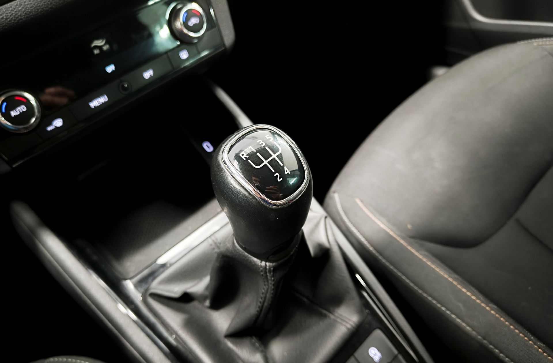Škoda Kamiq 1.0 TSI Ambition - foto 5