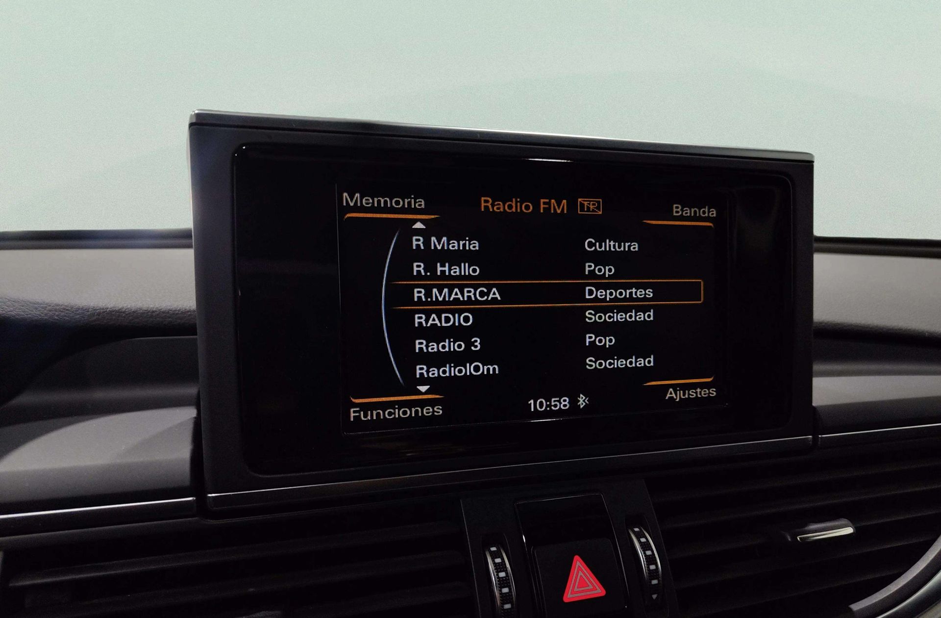 Audi A6 S line 2.0 TDI ultra S tronic - foto 37