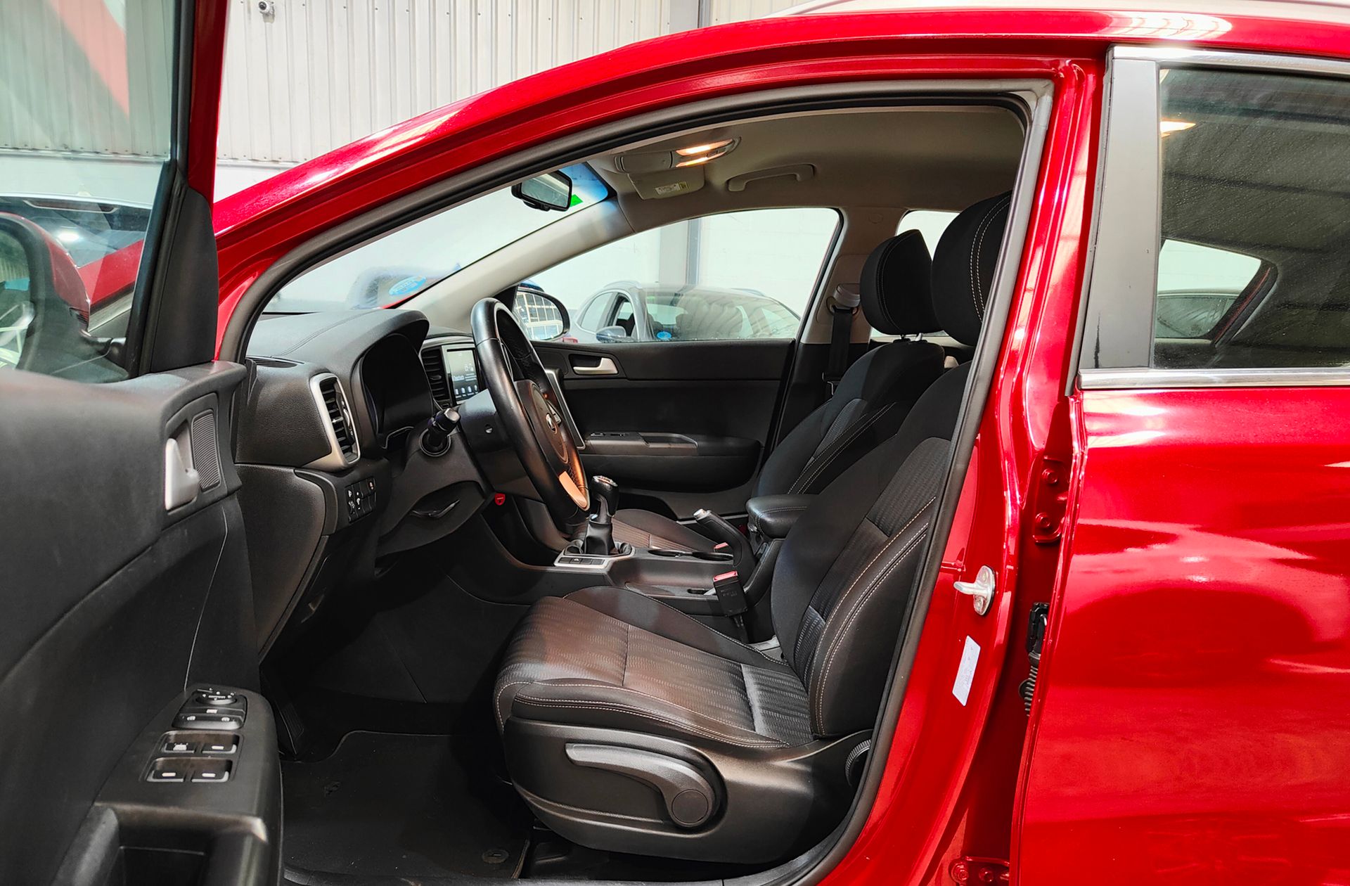 Kia Sportage 1.6 MHEV Concept 4x2 - foto 10