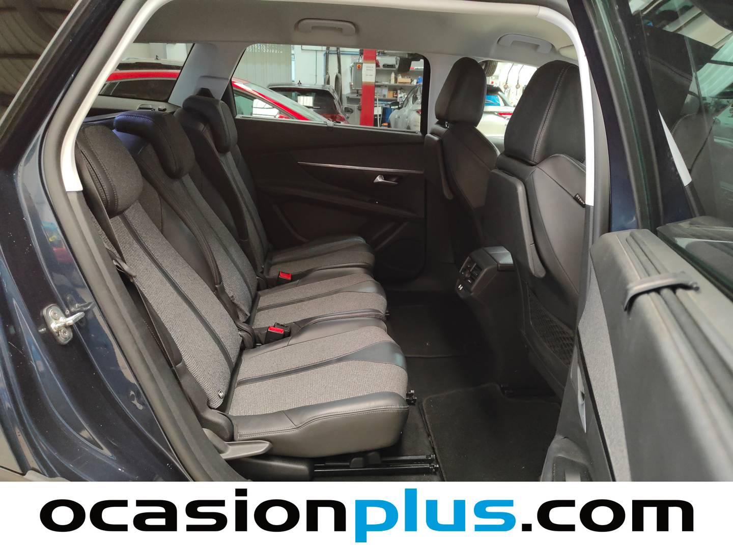 Peugeot 5008 Peugeot 5008 PureTech 130 Allure (130 CV) 7 PLAZAS km 0