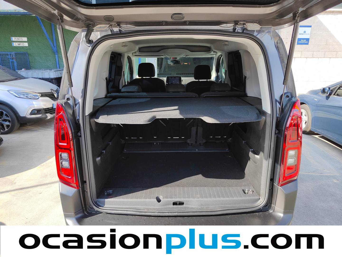 Fotos maletero Citroën Berlingo Citroën Berlingo PureTech 110 S&S Talla M Feel (110 CV)