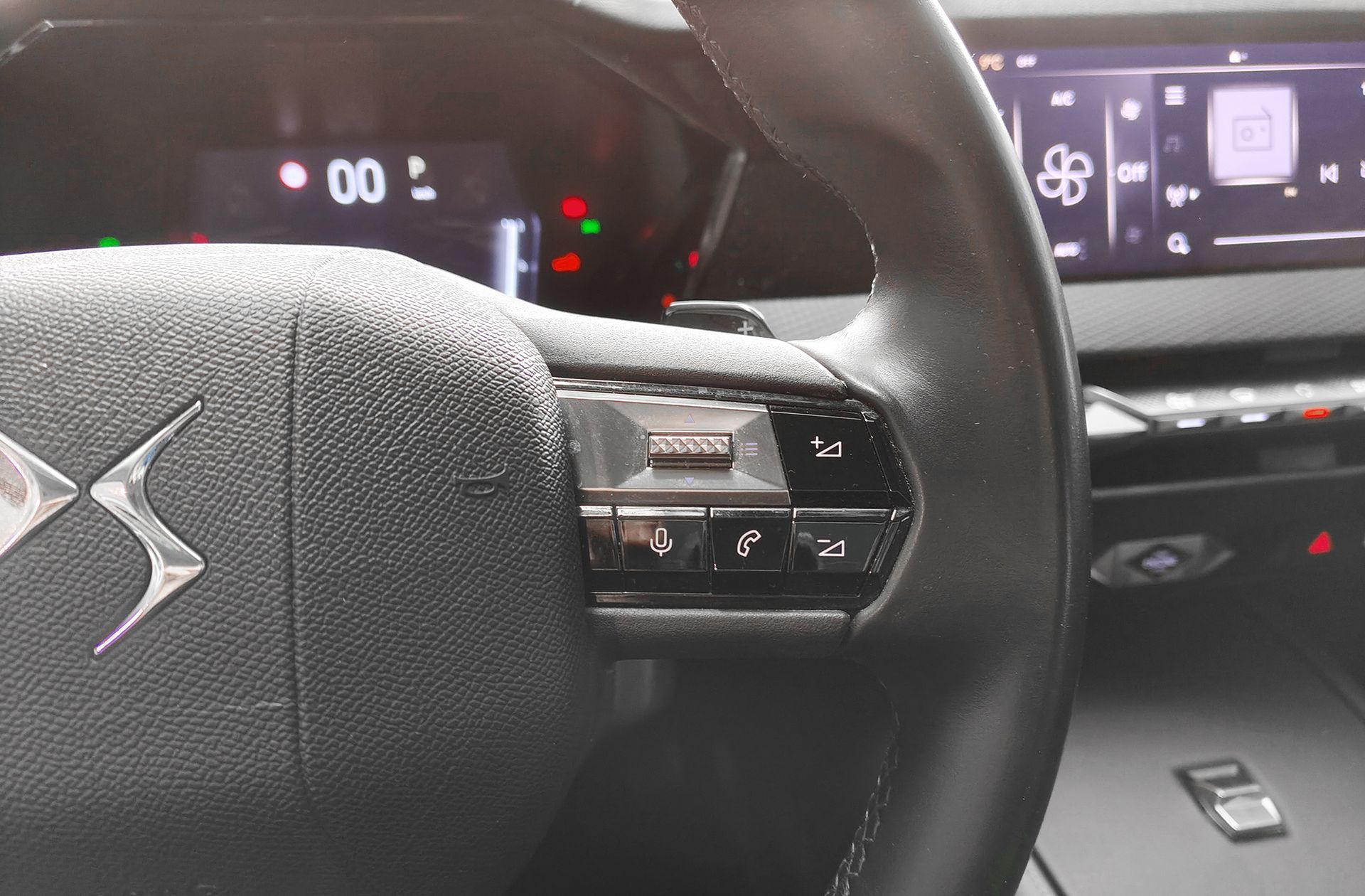 DS DS 4 PureTech 130 Bastille - foto 25