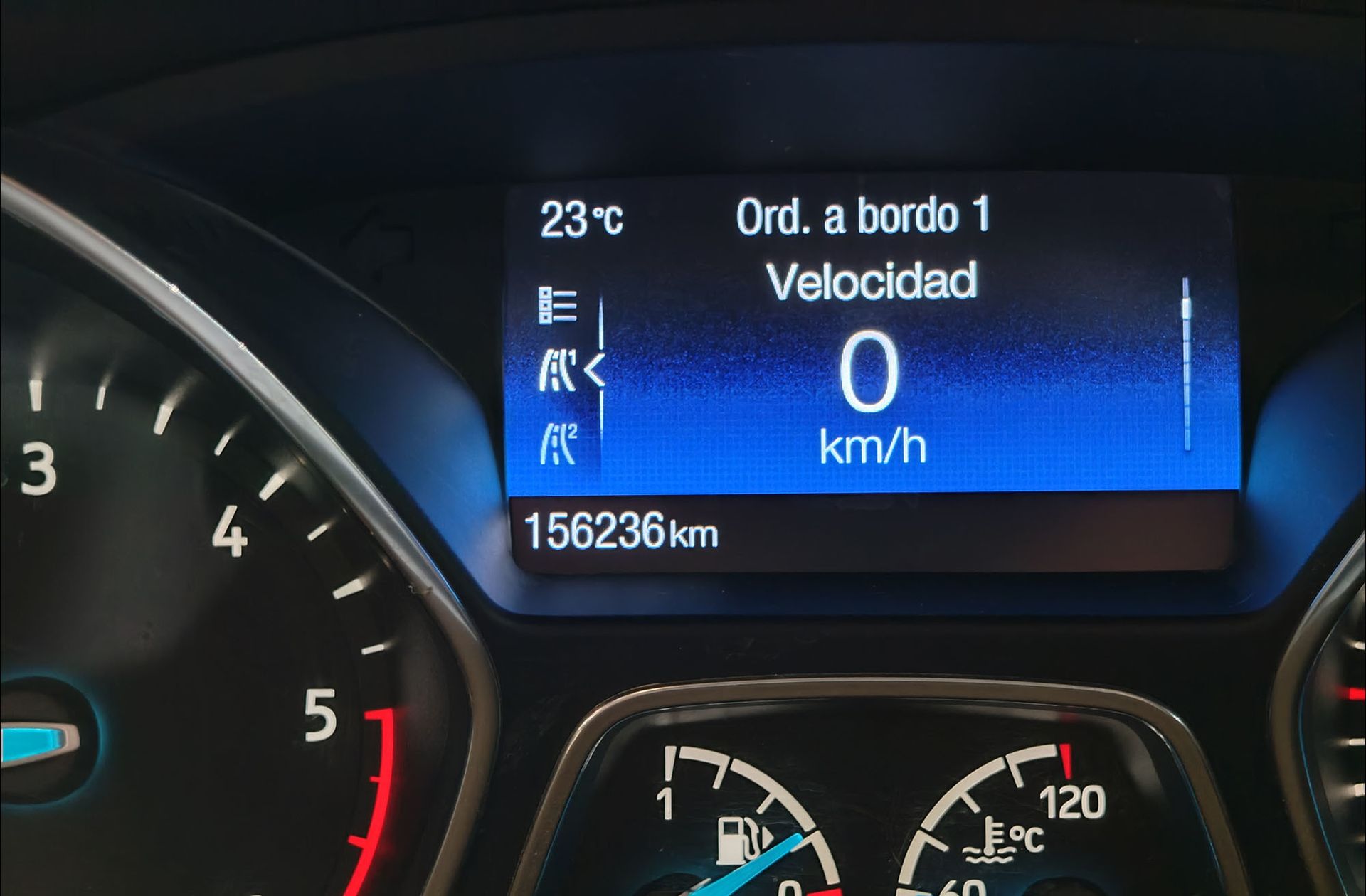 Ford Focus 1.6 TDCi Trend+ - foto 8