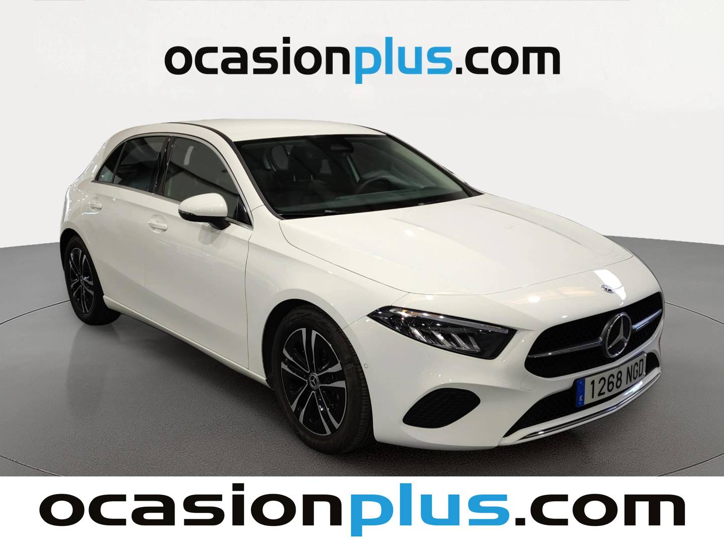 Foto delantera Mercedes Clase A Mercedes Clase A 180 (136 CV) derecha
