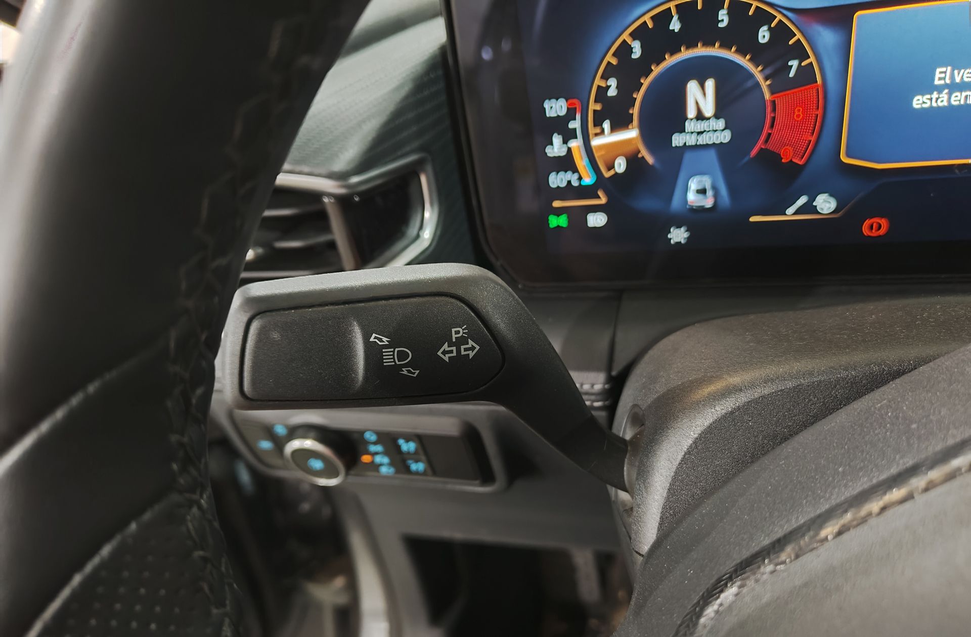 Ford Mustang 5.0 Ti-VCT V8 Mustang GT (Fastb.) - foto 26