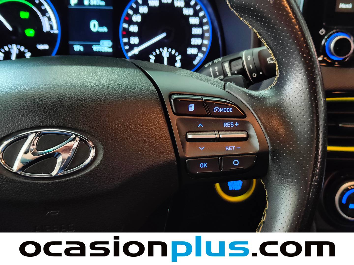 Hyundai Kona Hyundai Kona 1.6 GDI HEV Tecno Lime DT (141 CV) seminuevo