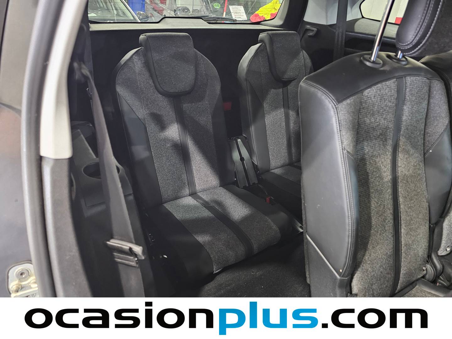 Peugeot 5008 Peugeot 5008 PureTech 130 S&S Allure (130 CV) 7 PLAZAS de ocasión