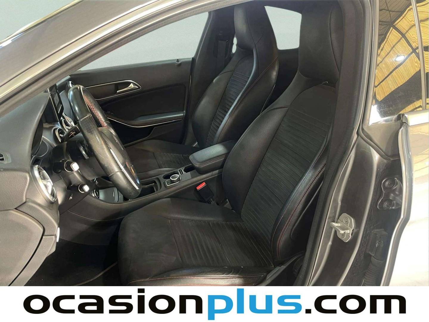 Foto asientos delanteros Mercedes CLA Mercedes CLA 200 CDI (136 CV) Pack AMG