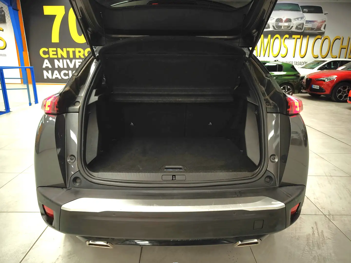 Foto Peugeot 2008 Peugeot 2008 PureTech 130 S&S GT EAT8 (130 CV)