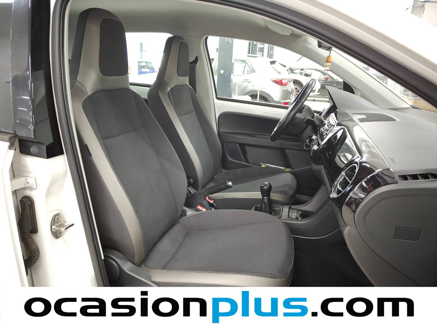 Volkswagen up! Volkswagen Up High up! 1.0 (60 CV) al mejor precio