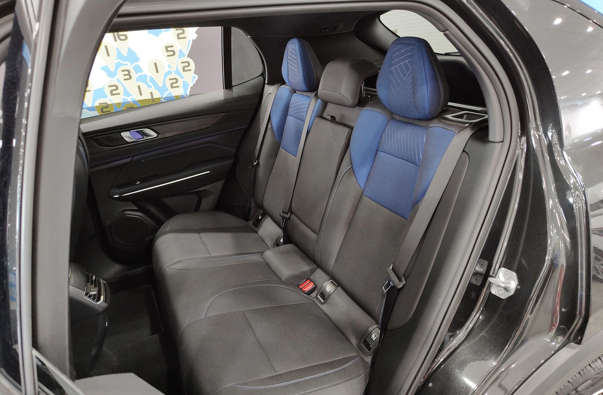Lynk & Co 01 1.5 PHEV - foto 14