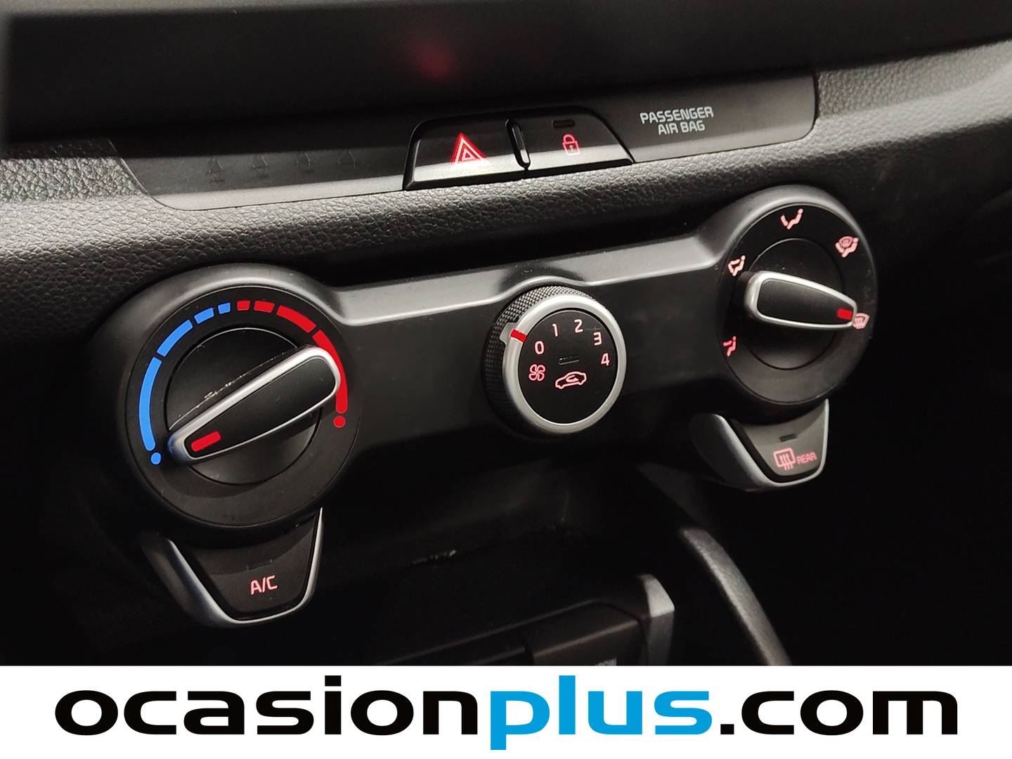 Equipamiento del KIA Stonic KIA Stonic 1.0 T-GDi MHEV iMT Concept (100 CV)