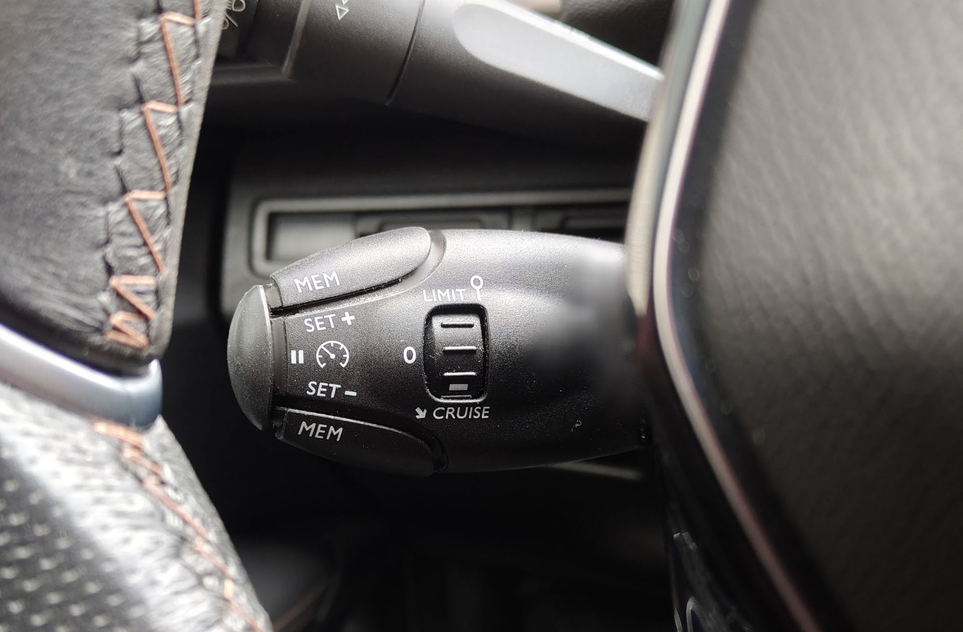 Peugeot 3008 BlueHDi 150 GT Line - foto 29