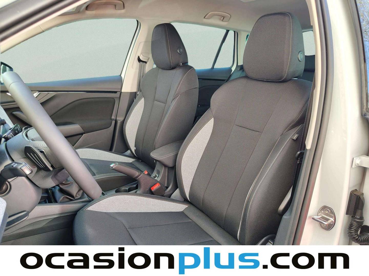 Foto asientos delanteros Skoda Kamiq Skoda Kamiq 1.0 TSI Selection DSG (115 CV)