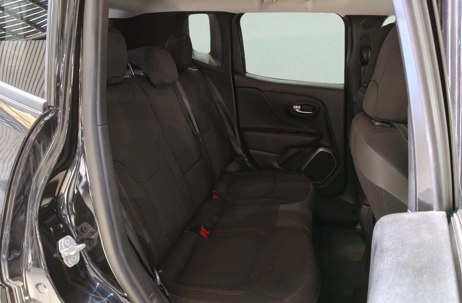 Jeep Renegade 1.3G Limited 4x2 Ddct - foto 18