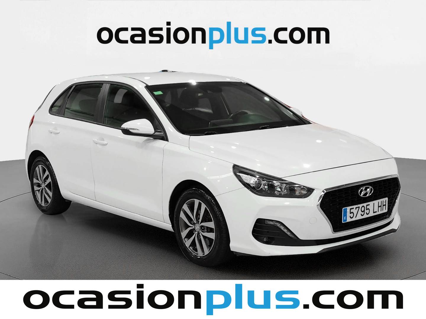 Foto delantera Hyundai i30 Hyundai i30 1.6 CRDI Klass (116 CV) derecha