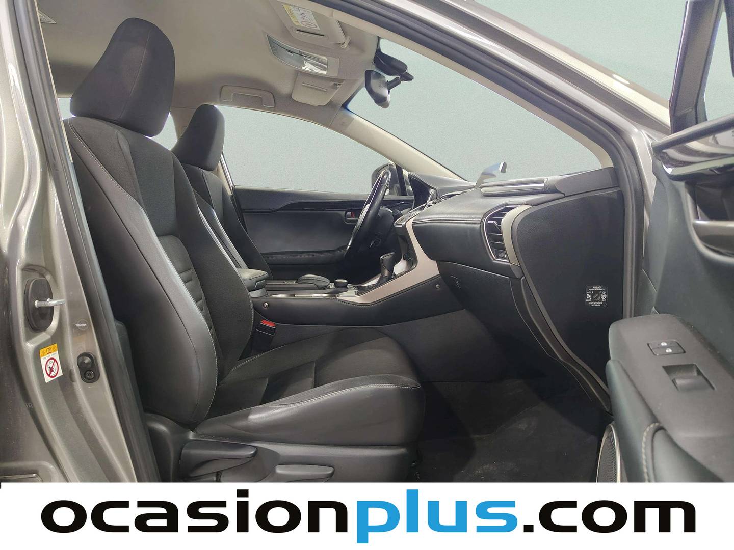 Lexus NX Lexus NX 300h Corporate 2WD (197 CV) km 0