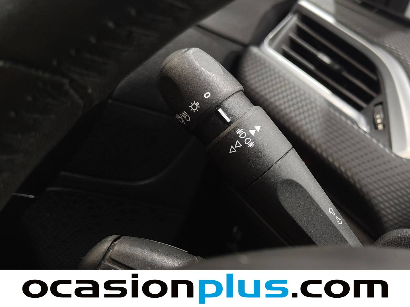 Peugeot 208 Peugeot 208 1.6 BlueHDi Style (75 CV) de segunda mano