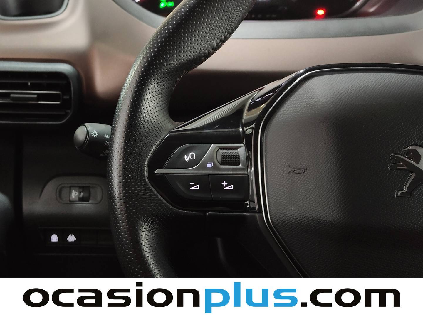 Foto Peugeot Rifter Peugeot Rifter BlueHDi 100 GT Business Standard (100 CV)