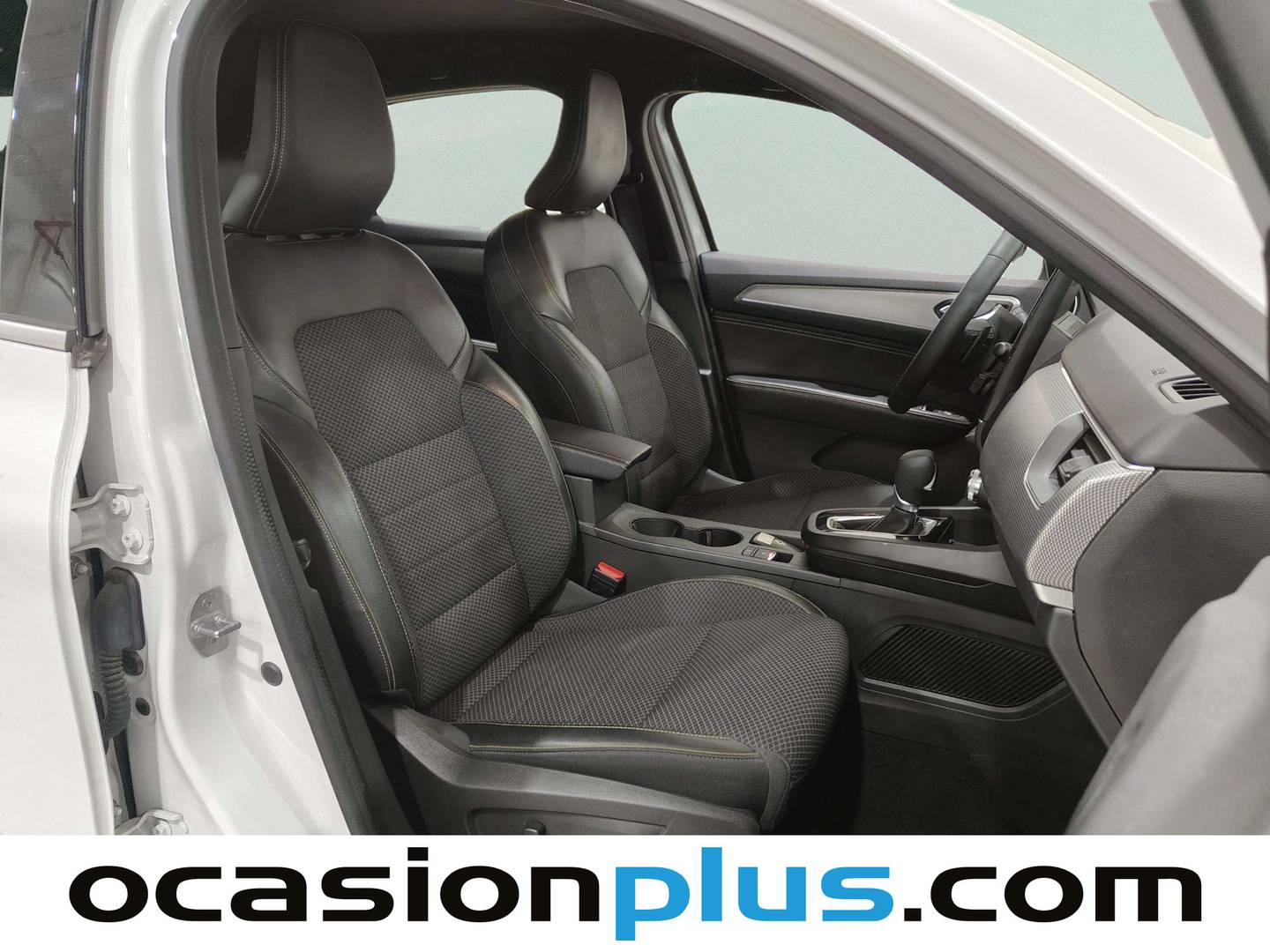 Renault Arkana Renault Arkana Techno TCe 140 Mild hybrid EDC (140 CV) 2025