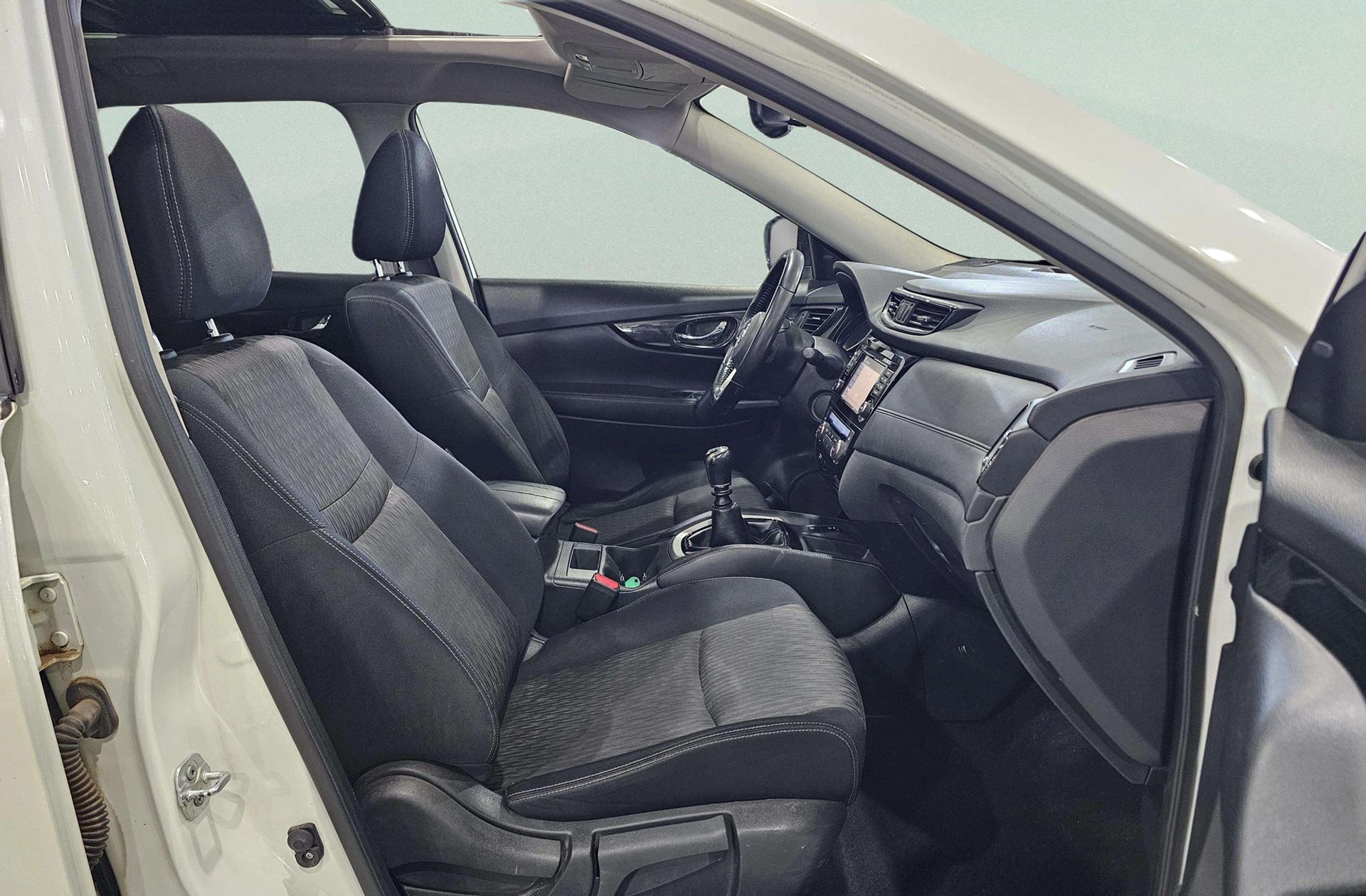 Nissan X-Trail 1.6 dCi N-Connecta - foto 20