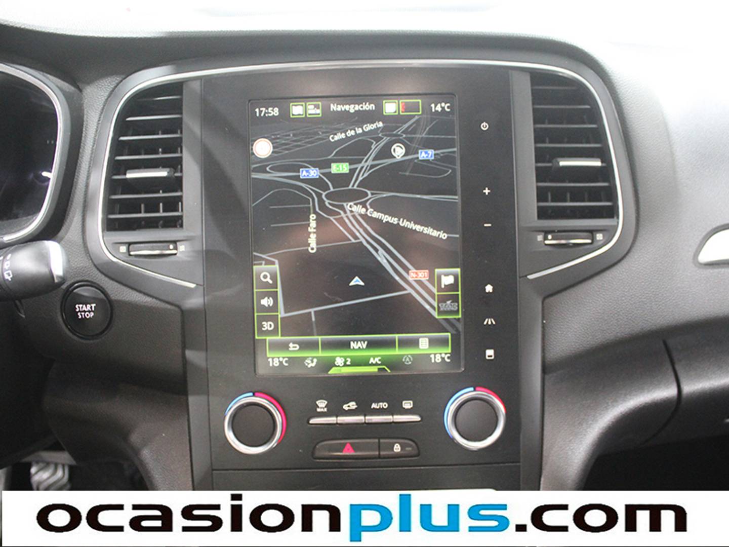 Foto Renault Mégane Renault Megane Sport Tourer Zen TCe (140 CV) GPF