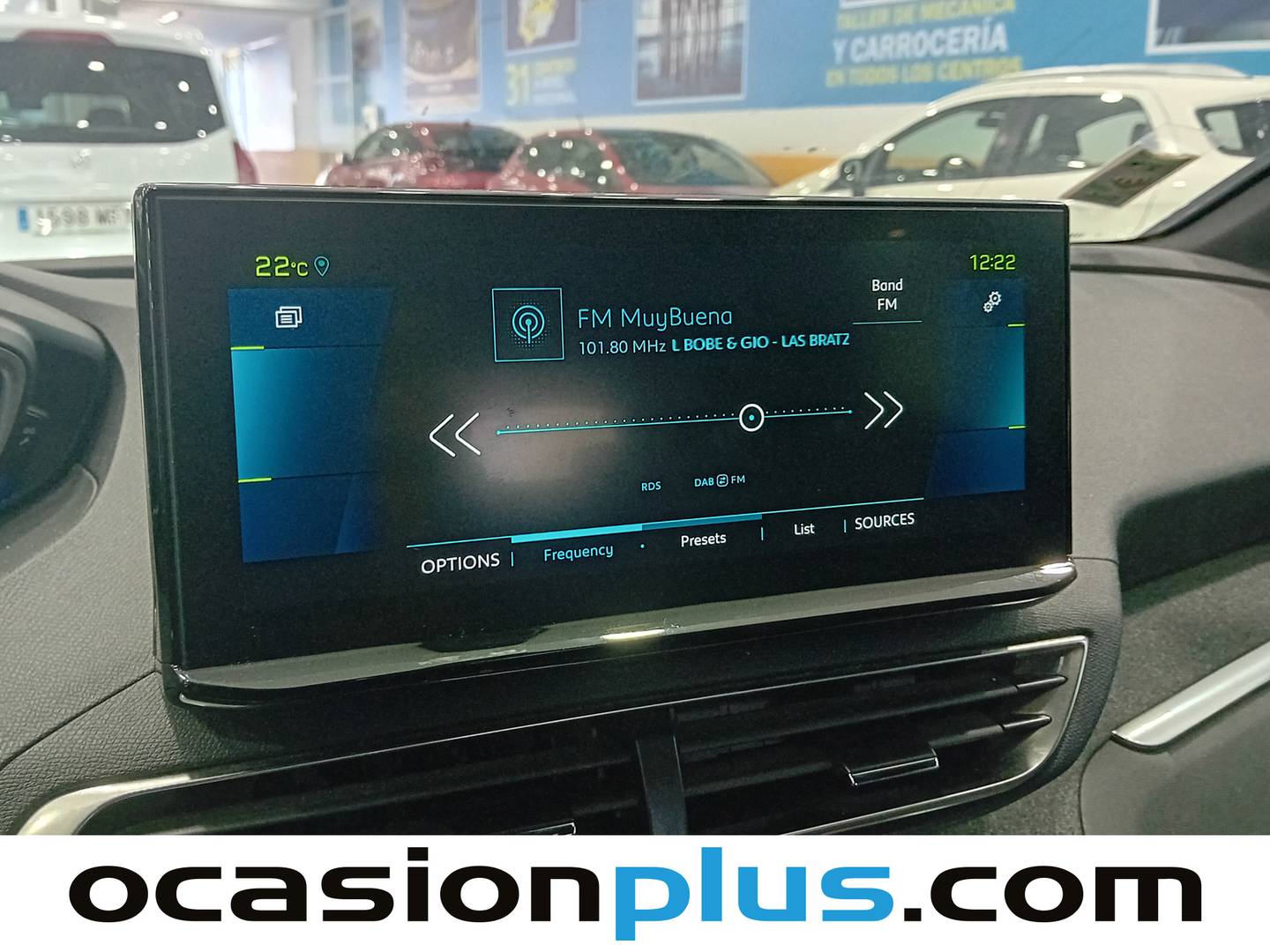 Foto Peugeot 3008 Hybrid Peugeot 3008 Hybrid 300 Allure Pack e-EAT8 (300 CV)