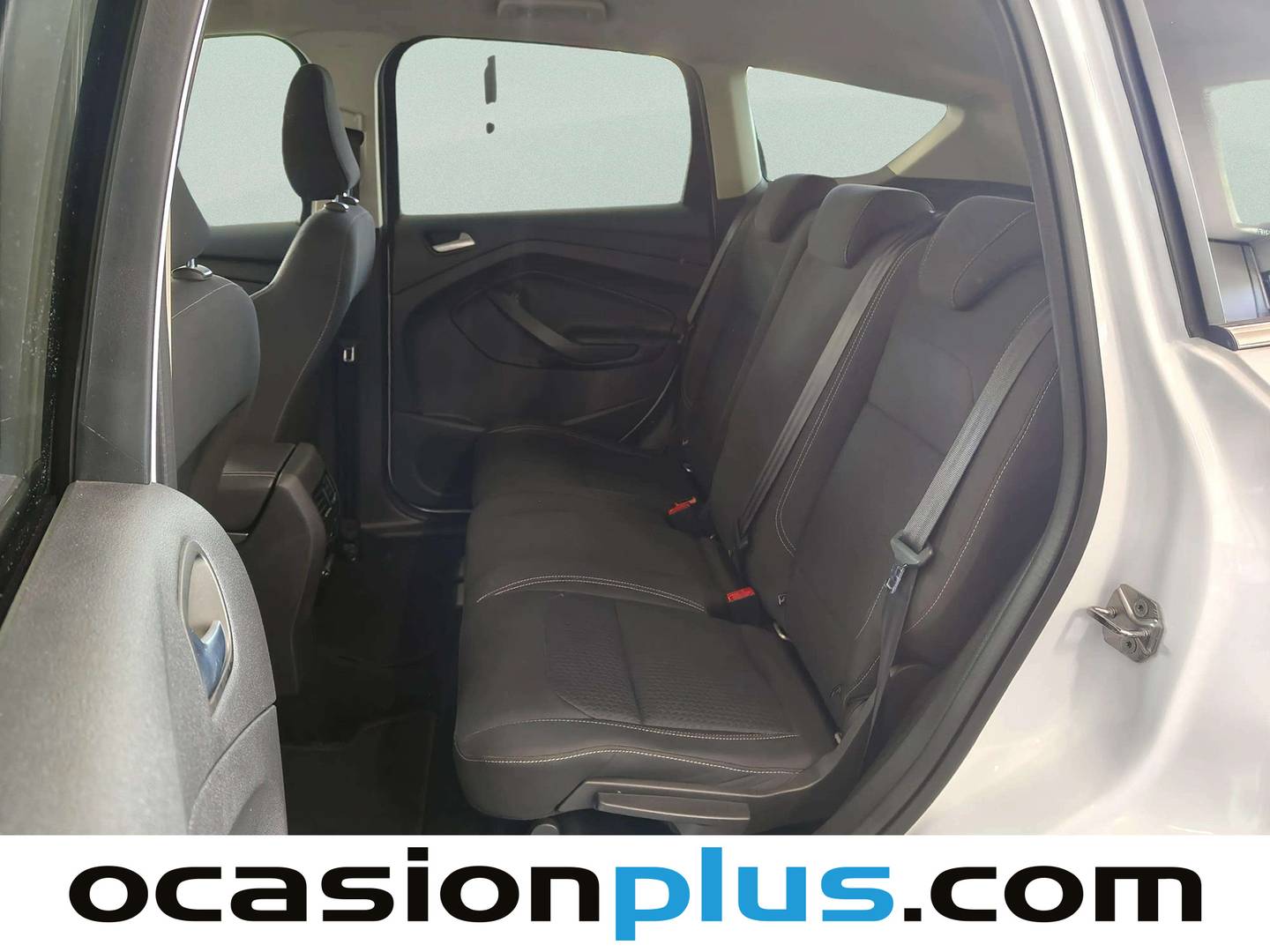 Foto asientos traseros Ford Kuga Ford Kuga 2.0 TDCI Trend+ 4x2 (120 CV)