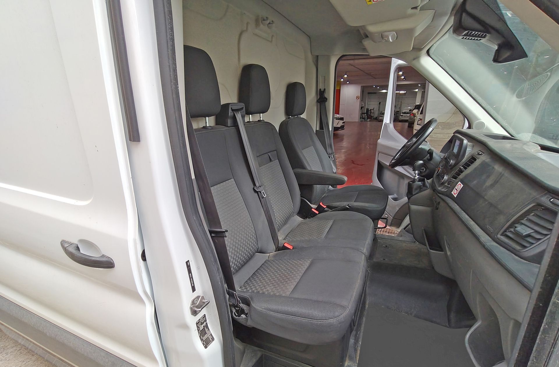 Ford Transit Furgon 350 MHEV L3H2 Trend FWD - foto 11
