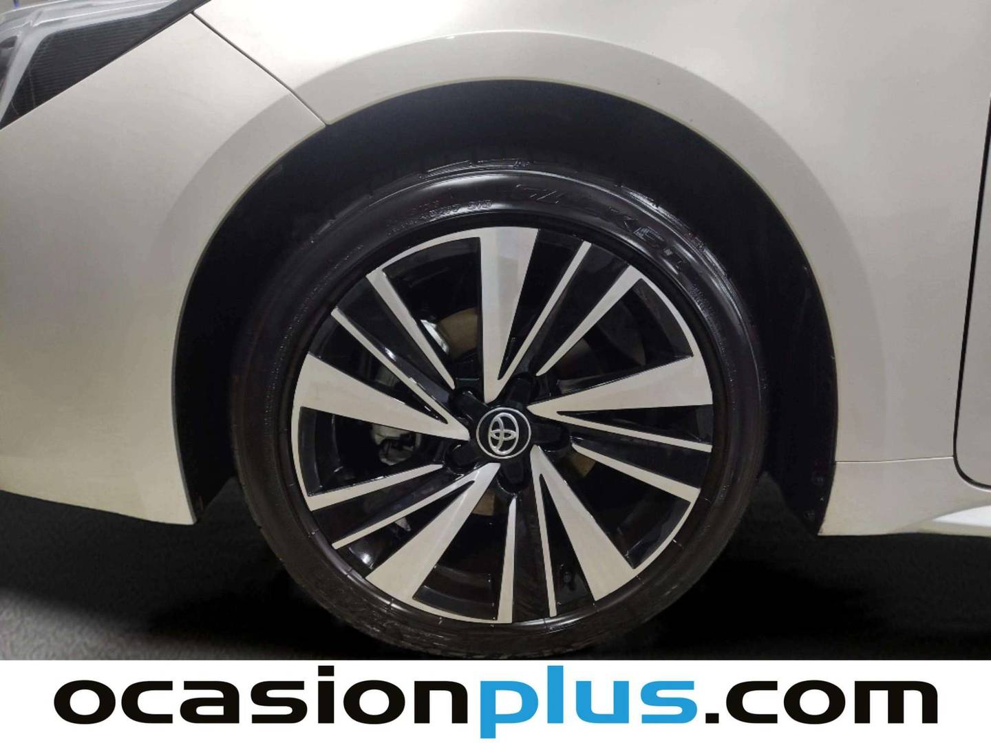 Toyota Corolla Toyota Corolla Touring Sports 140H Style (140 CV) seminuevo