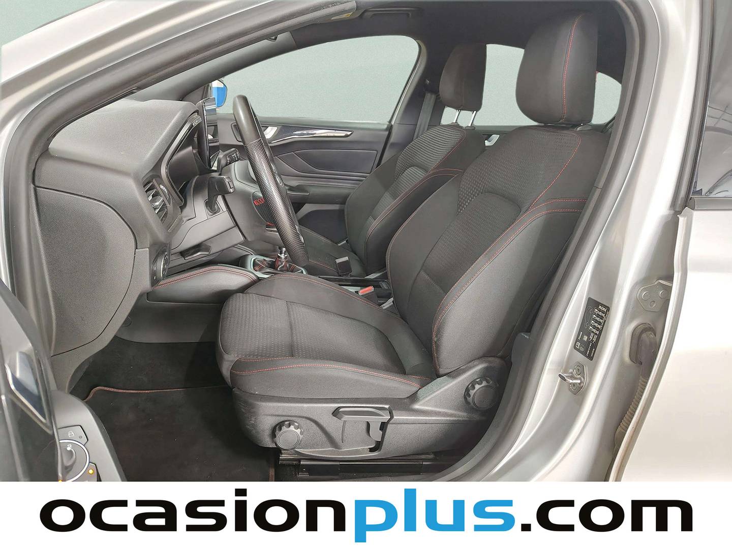 Foto asientos delanteros Ford Focus Ford Focus 1.0 Ecoboost MHEV ST-Line X (125 CV)