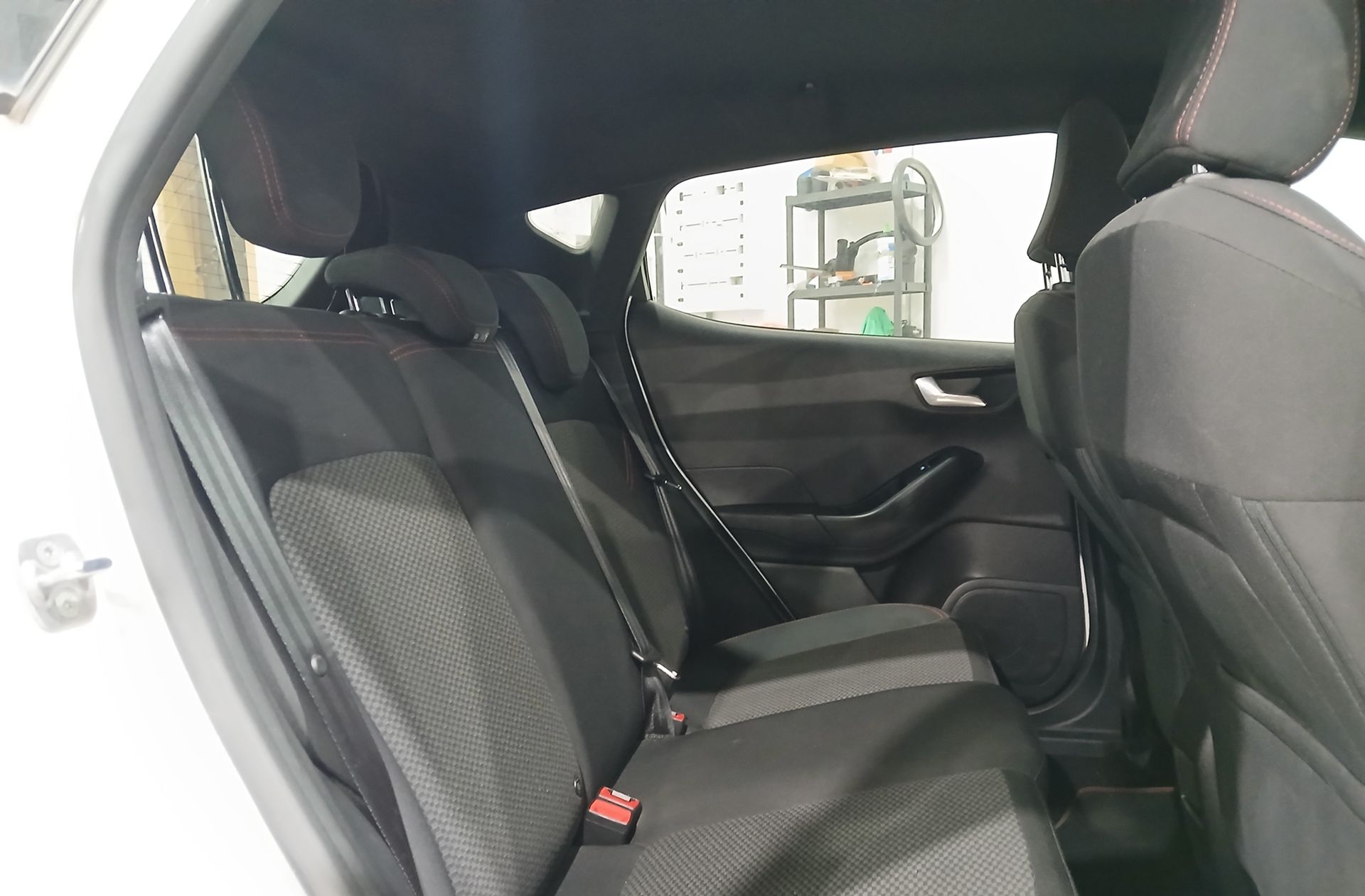 Ford Fiesta 1.1 PFI GLP ST-Line - foto 13