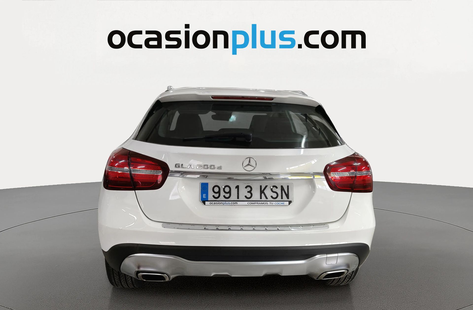 Mercedes-Benz GLA 200 d - foto 14