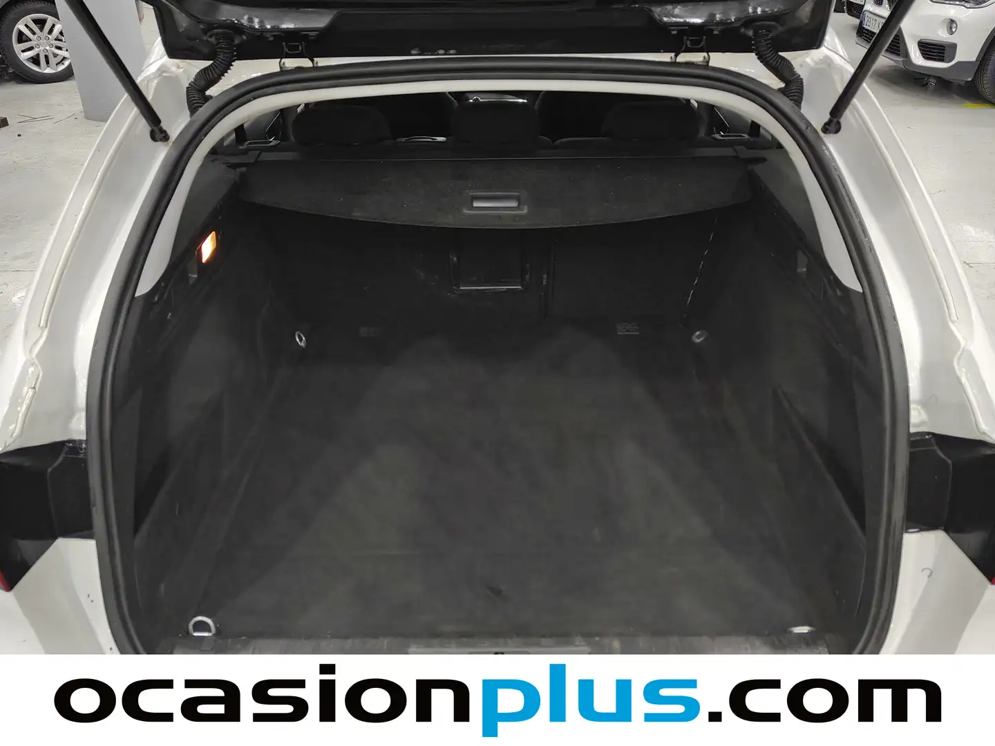 Foto Peugeot 308 Peugeot 308 SW SW BlueHDI 130 S&S Style EAT8 (130 CV)