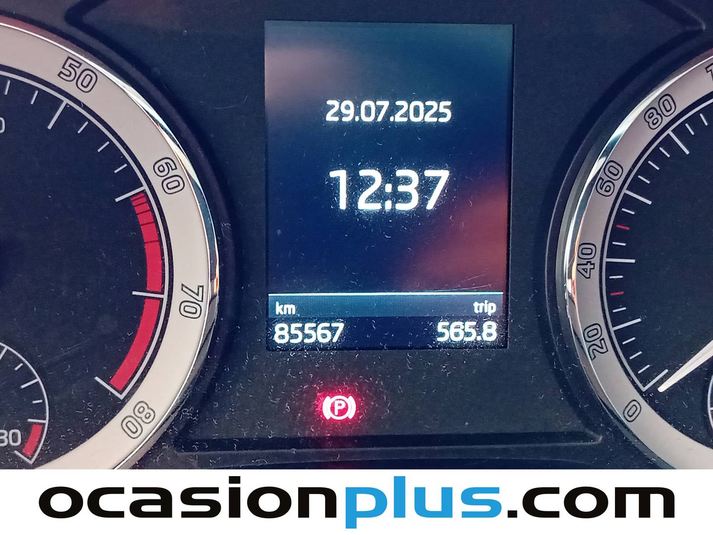 Foto Skoda Karoq Skoda Karoq 1.0 TSI Like (115 CV)