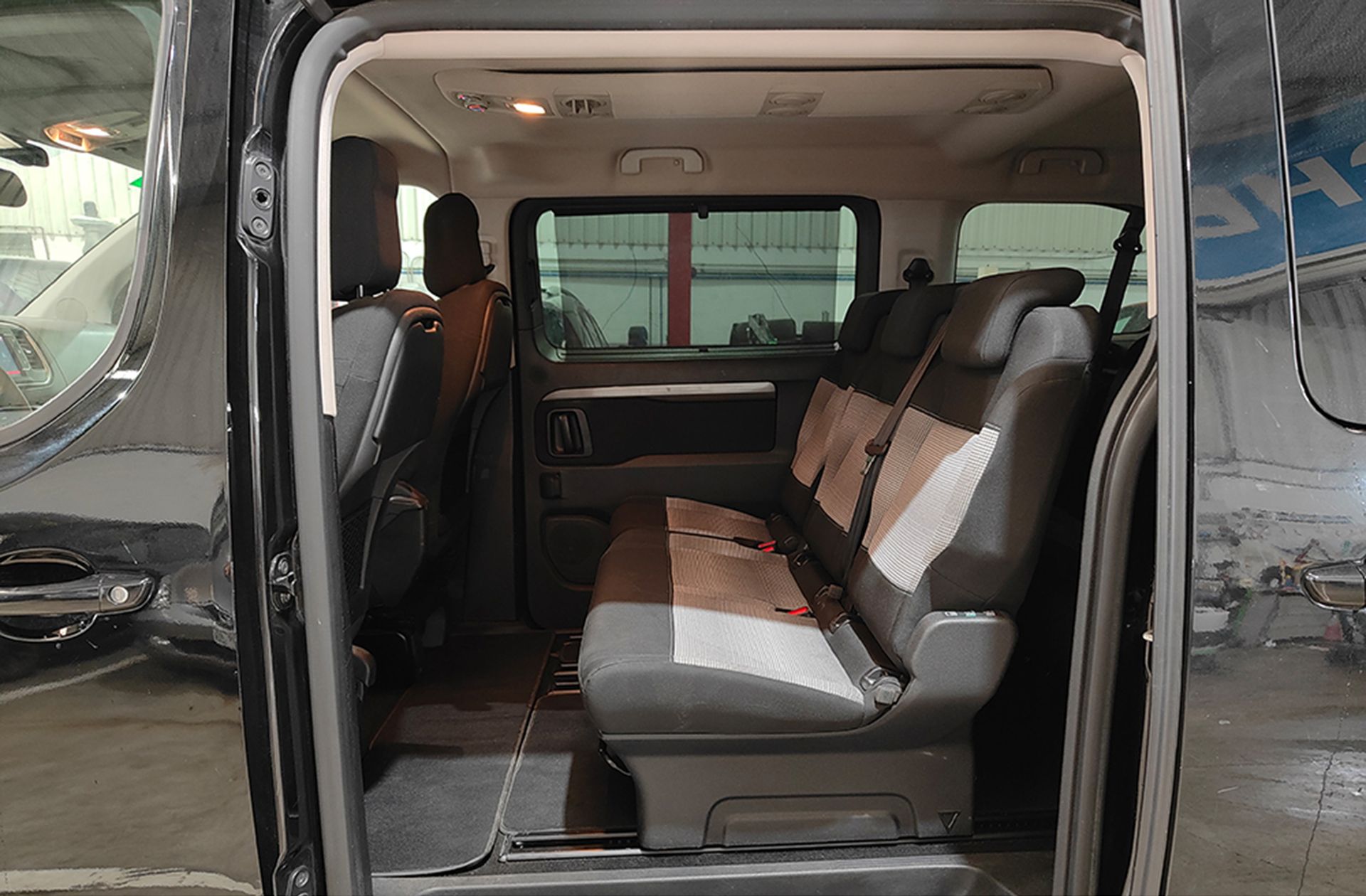 Citroën SpaceTourer BlueHDi 150 Feel Talla M - foto 11