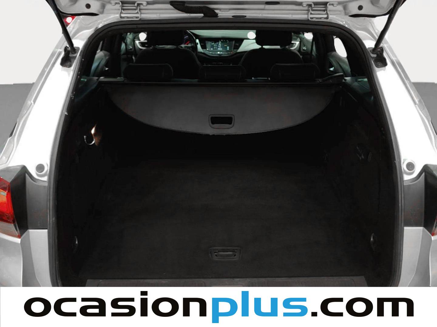 Fotos maletero Opel Astra Opel Astra 1.4 Turbo SHT Elegance CVT (145 CV)