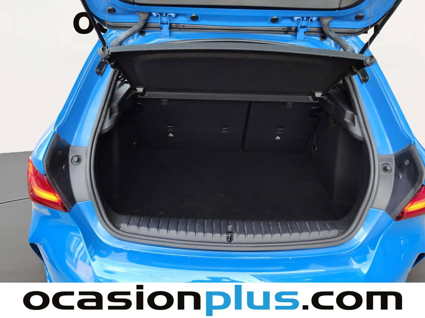 Fotos maletero BMW Serie 1 BMW Serie 1 118d (150 CV) Pack M