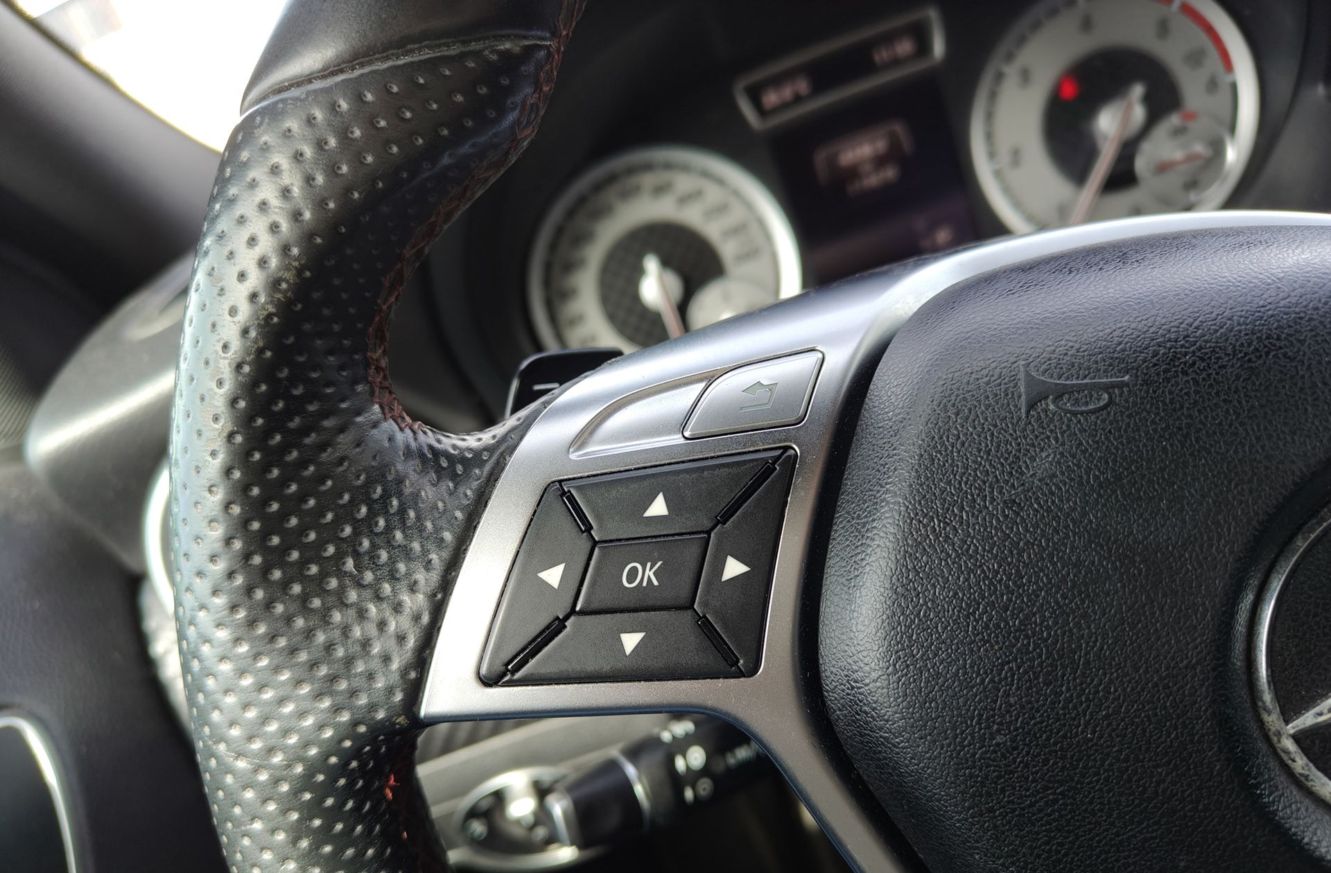 Mercedes-Benz Clase A 180 CDI AMG Line - foto 26