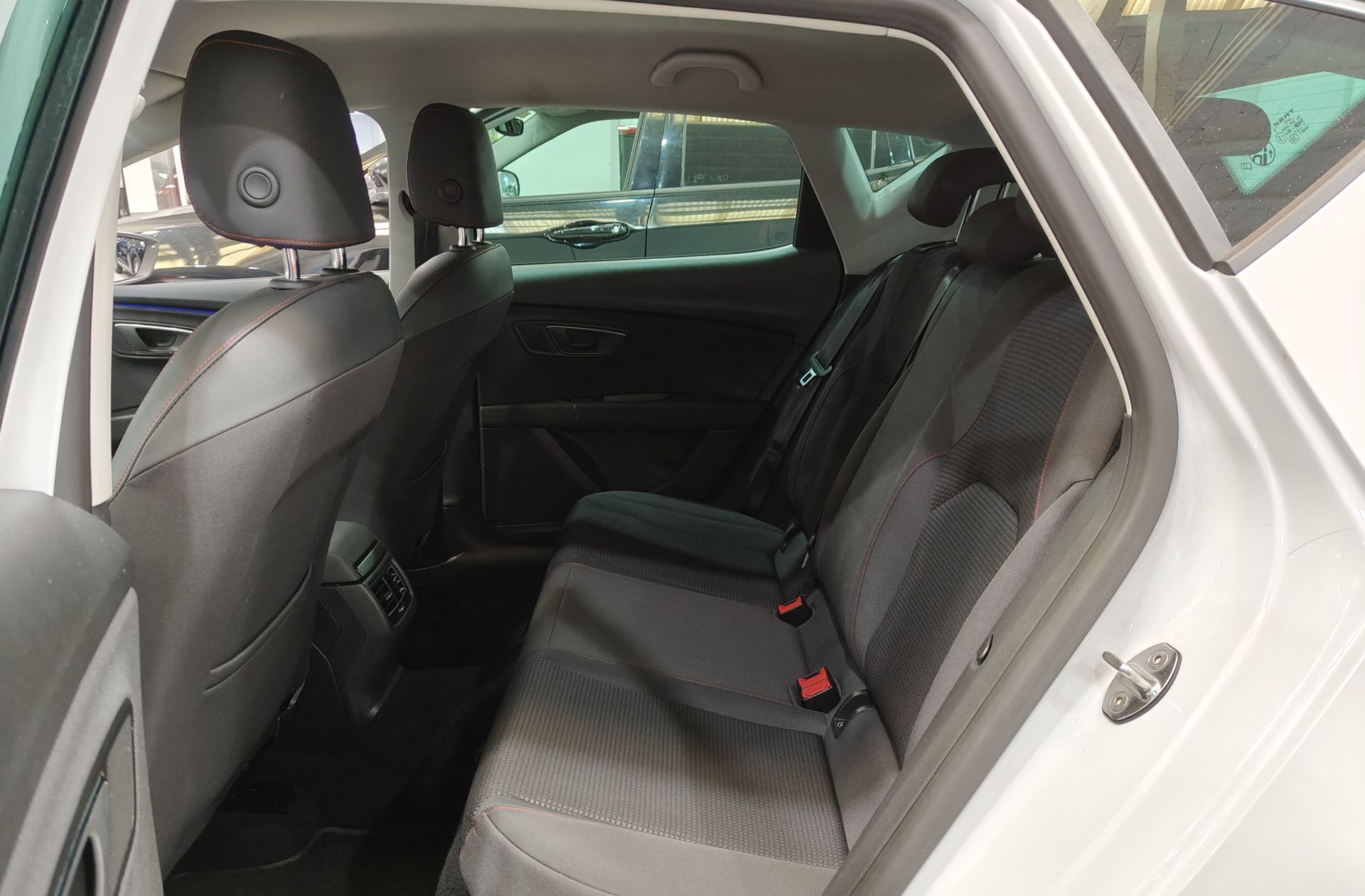 SEAT León 1.5 TSI FR DSG - foto 11