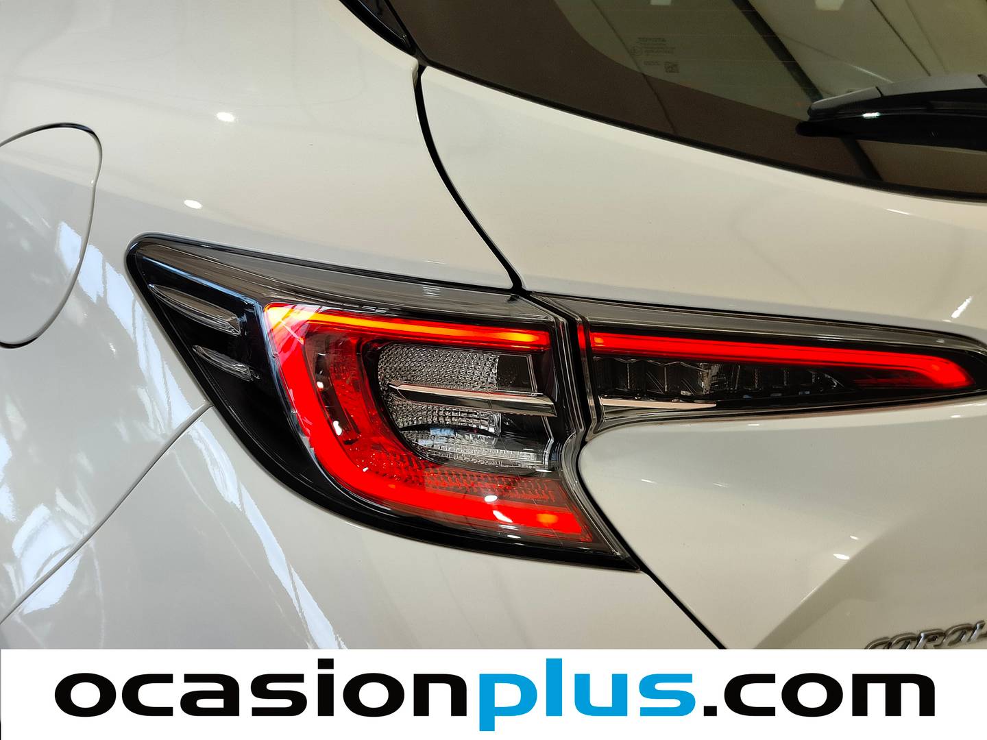 Accesorios del Toyota Corolla Toyota Corolla 1.8 125 Híbrido Active Tech E-CVT (122 CV)