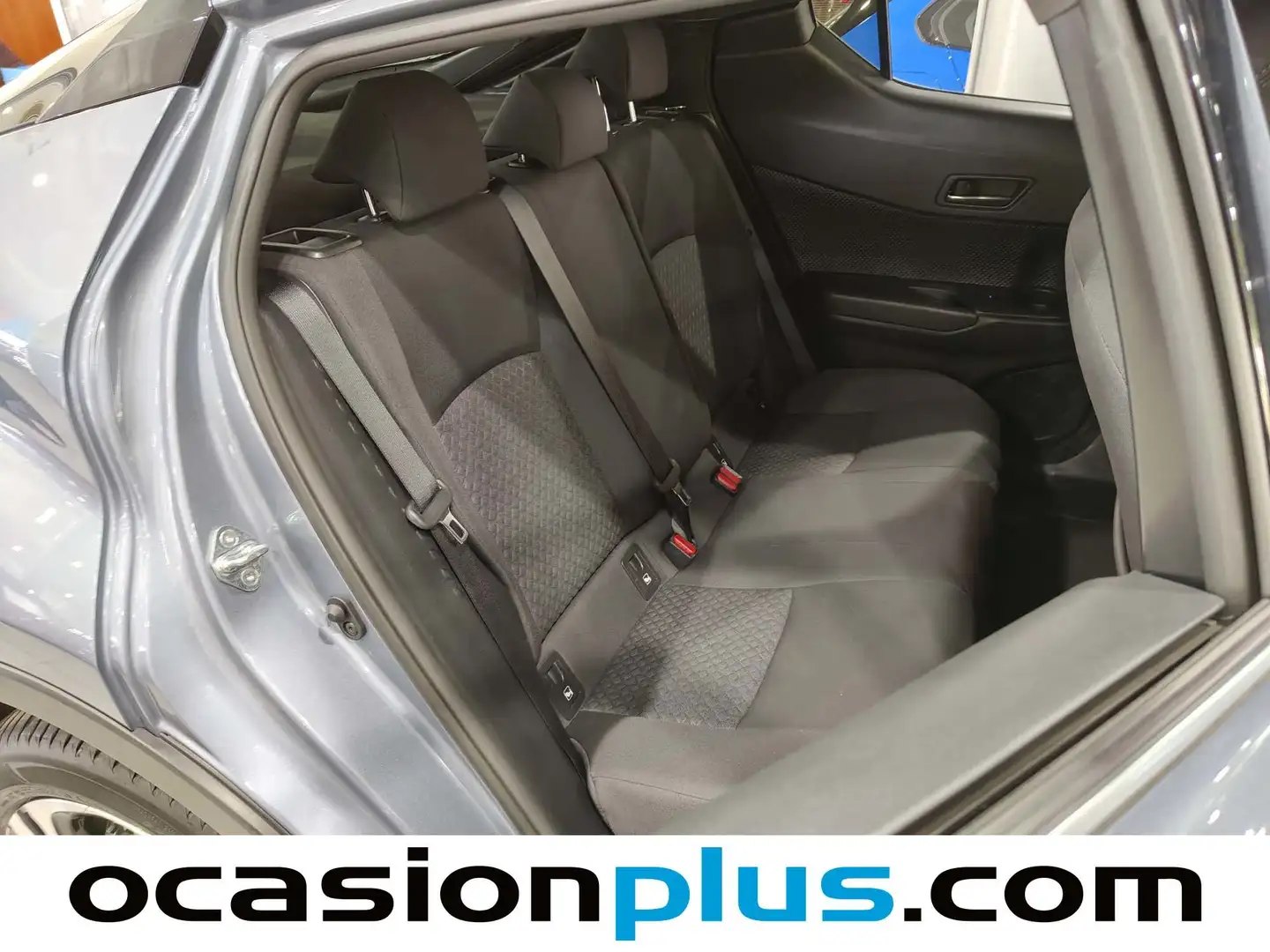 Foto Toyota C-HR Toyota C-HR 180H Advance (184 CV)