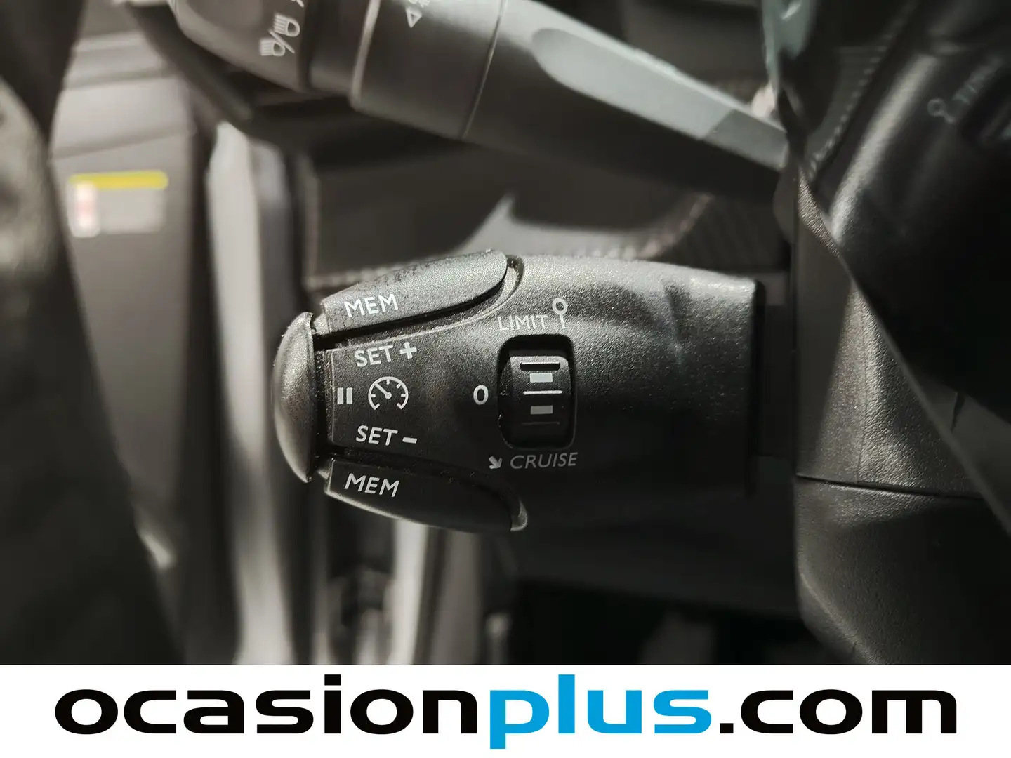 Foto Peugeot 208 Peugeot 208 PureTech 100 Allure  (100 CV)