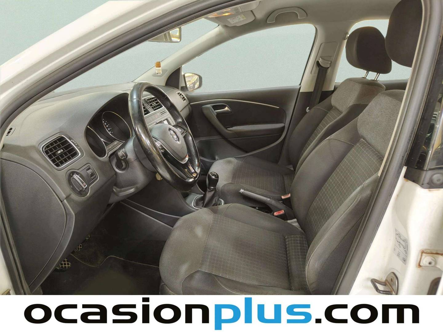 Foto asientos delanteros Volkswagen Polo Volkswagen Polo A-Polo Plus 1.2 TSI BMT (90 CV)